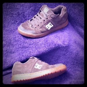 COPY - DC Hinge skate shoes